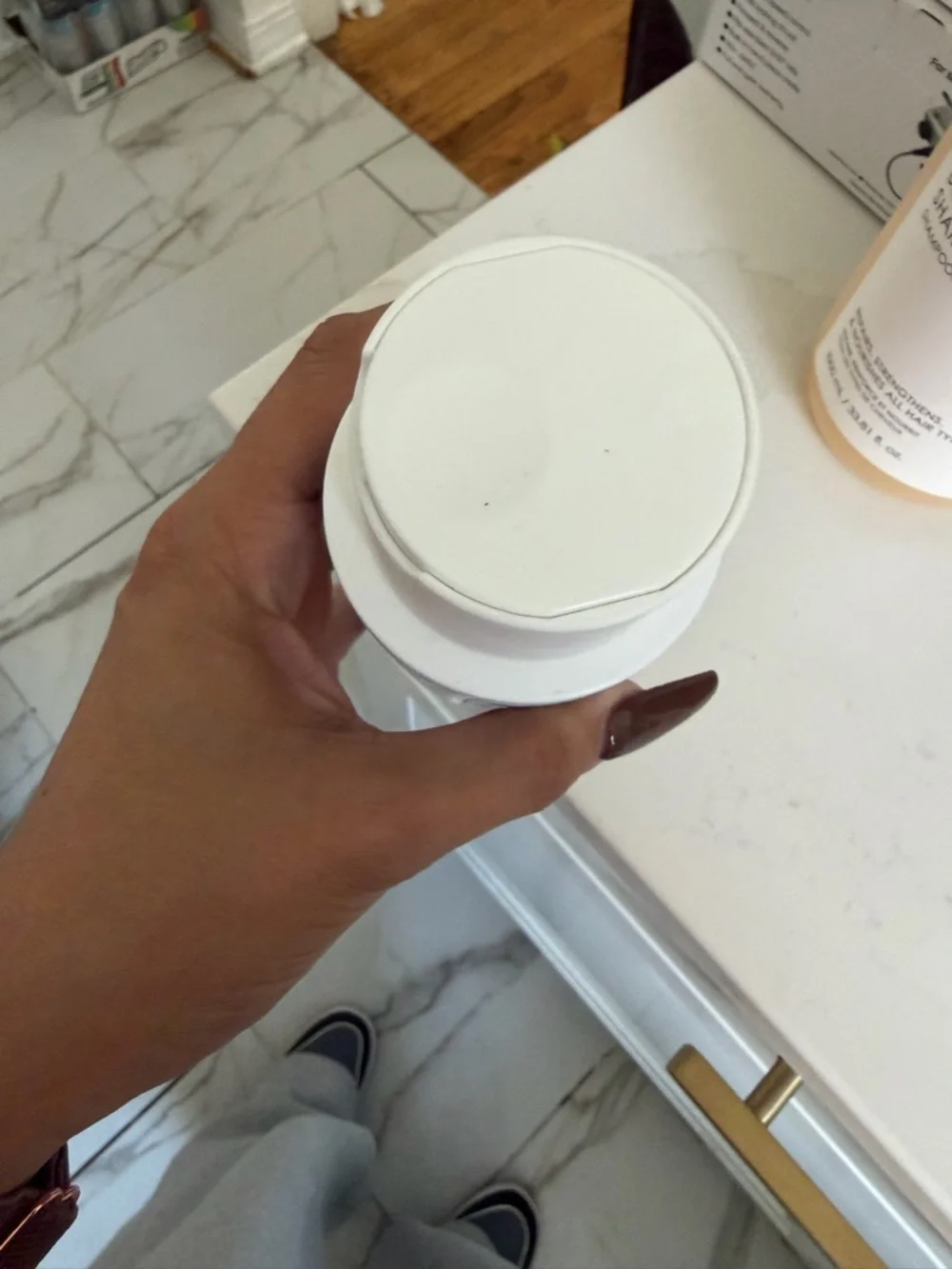 K18 Damage Shield pH Protective Shampoo - White/Blue - Picture 4 of 6